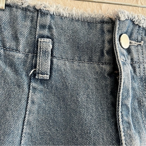 FOREVER 21 High Rise Jeans Size Small - Picture 4 of 8